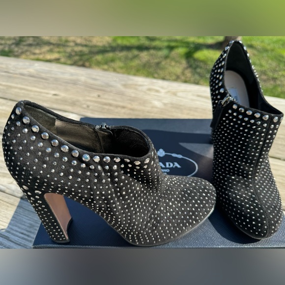 🖤PRADA STUDDED ANKLE. BOOTIES🖤 - Picture 4 of 12